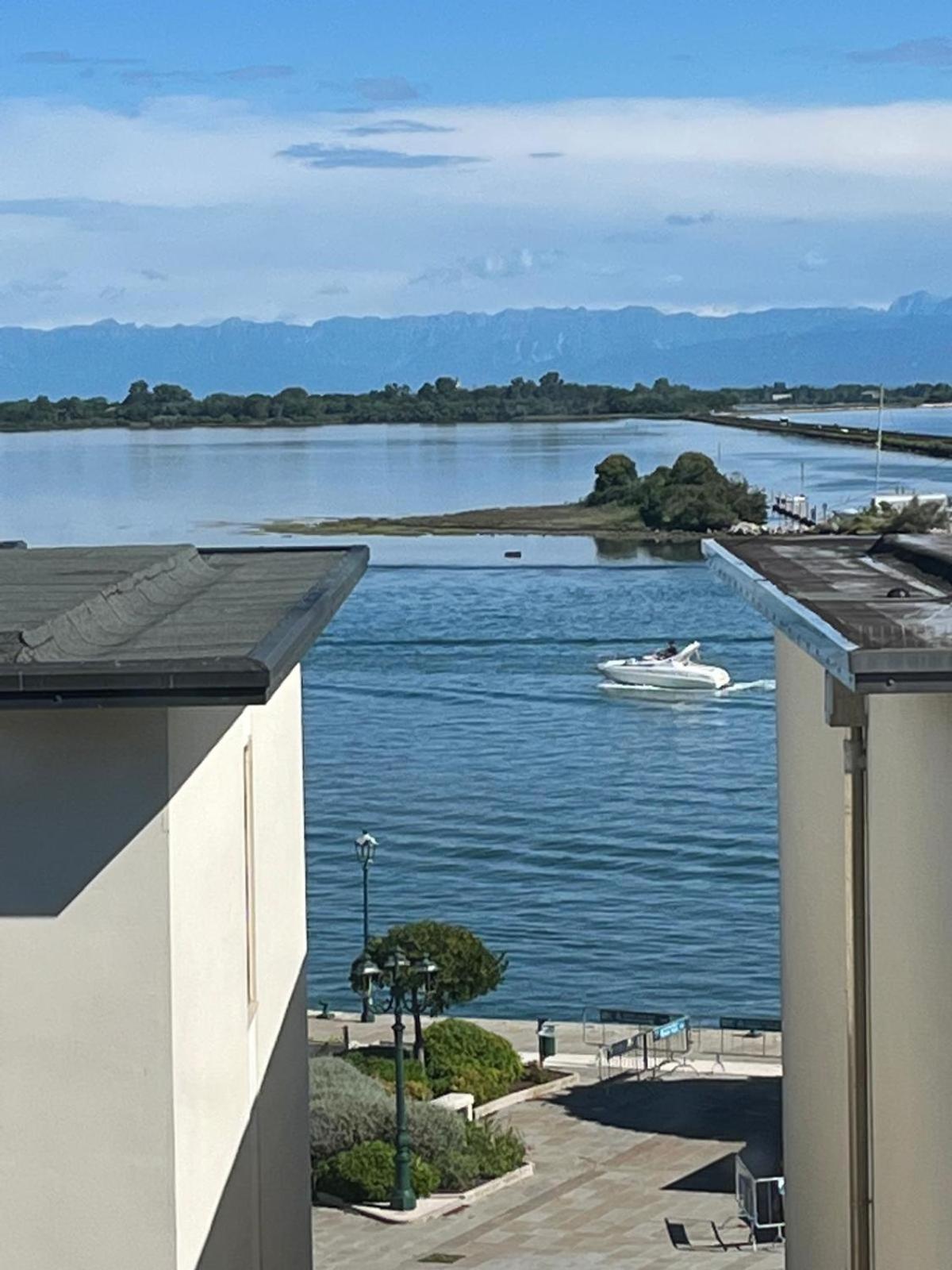 Grado Laguna Apartment Ngoại thất bức ảnh